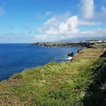 Seaside Azores With Natural Pool, Terrace&barbecue Сasa de vacaciones Capelas (Sao Miguel)