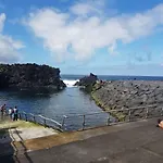 Seaside Azores With Natural Pool, Terrace&barbecue Сasa de vacaciones Capelas (Sao Miguel)