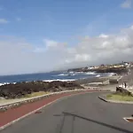 Seaside Azores With Natural Pool, Terrace&barbecue *