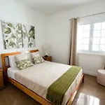 Seaside Azores With Natural Pool, Terrace&barbecue Capelas (Sao Miguel)