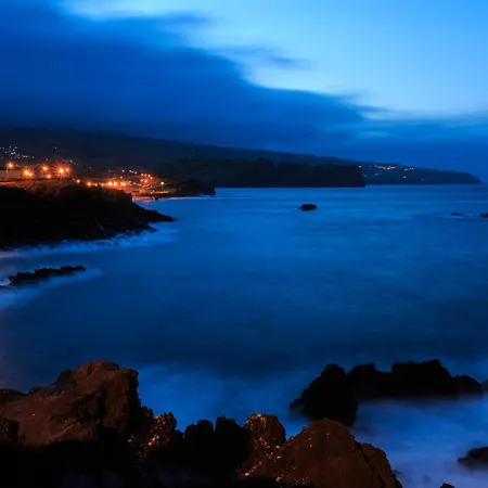 Seaside Azores With Natural Pool, Terrace & Barbecue *