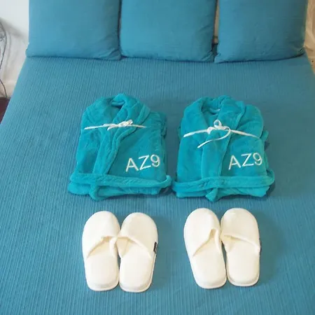 Seaside Azores With Natural Pool, Terrace & Barbecue * Capelas