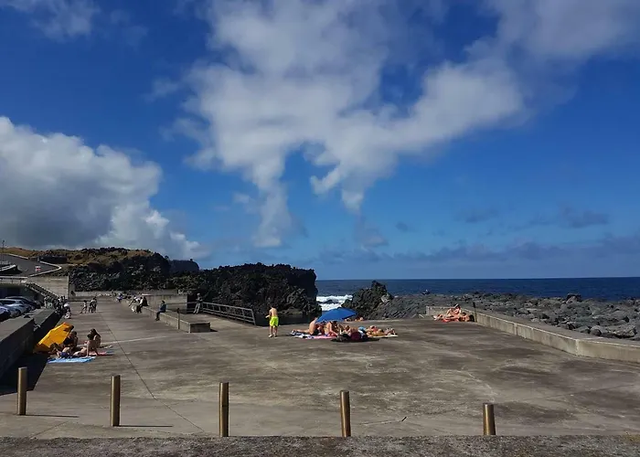 Seaside Azores With Natural Pool, Terrace & Barbecue بيت للعطل