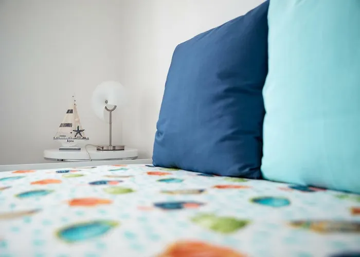 Seaside Azores With Natural Pool, Terrace & Barbecue بيت للعطل *